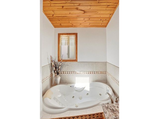 2772 Riverside Dr, Lyons, CO 80540