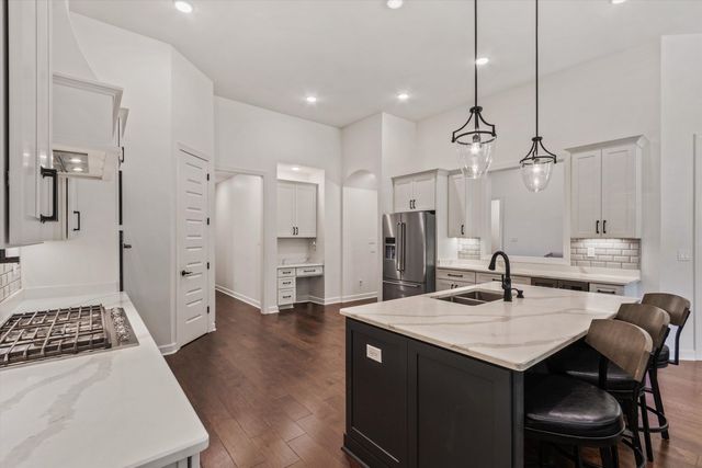 65 WATSON RD, Oakland, TN 38060