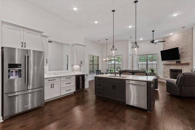 65 WATSON RD, Oakland, TN 38060
