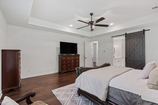 65 WATSON RD, Oakland, TN 38060