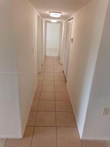 1200 Lake Victoria Dr K, West Palm Beach, FL 33411