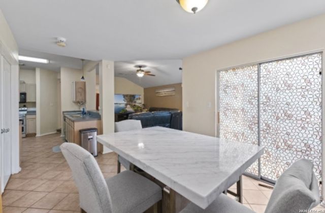 1427 Kingsbridge, San Antonio, TX 78253