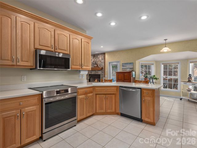 232 Wild Haven Way, Mill Spring, NC 28756