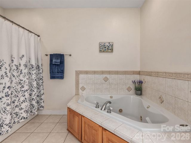 232 Wild Haven Way, Mill Spring, NC 28756