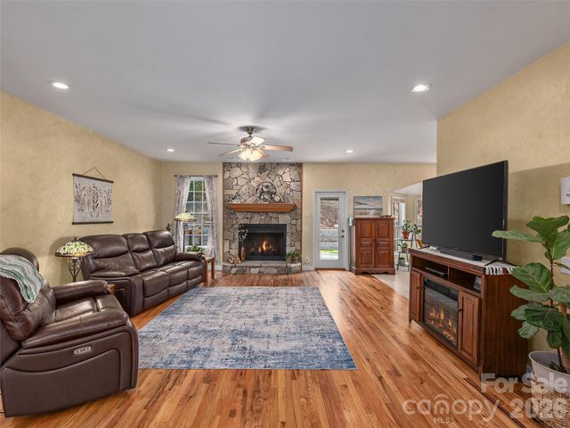 232 Wild Haven Way, Mill Spring, NC 28756