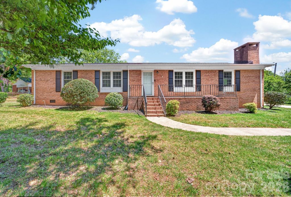 204 Harrelson Street, Cherryville, NC 28021