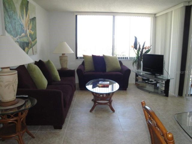 6104 PALMA DEL MAR BOULEVARD S 604, St Petersburg, FL 33715