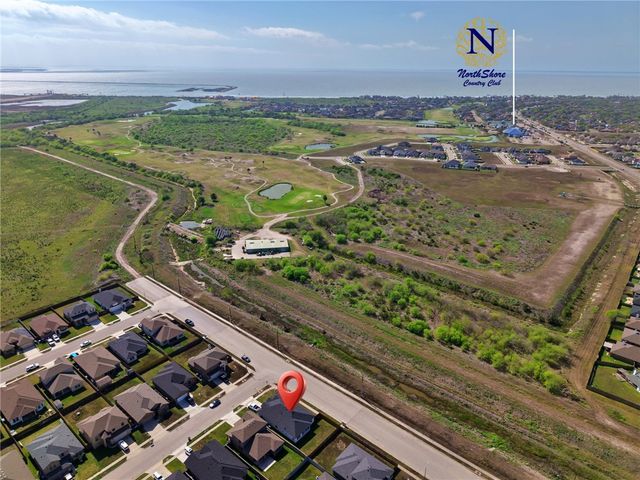 1000 Pasadena St, Portland, TX 78374