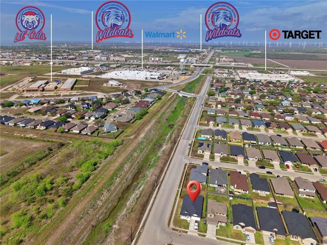 1000 Pasadena St, Portland, TX 78374