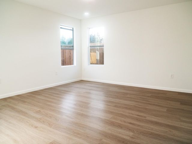 37 Road 5102 L, Cleveland, TX 77327