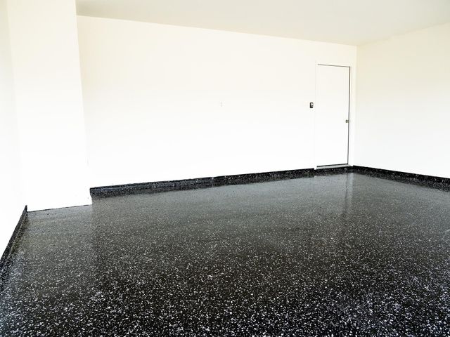 37 Road 5102 L, Cleveland, TX 77327