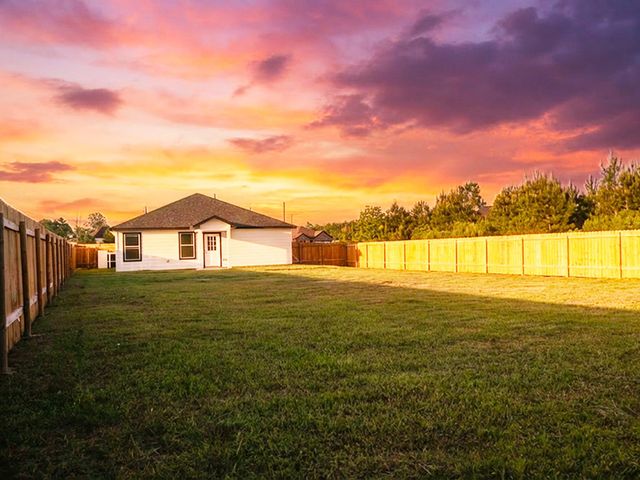 37 Road 5102 L, Cleveland, TX 77327