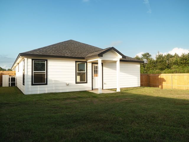 37 Road 5102 L, Cleveland, TX 77327
