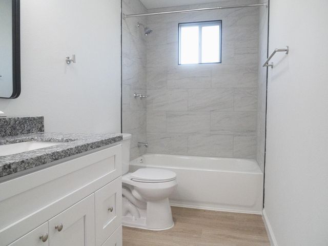 37 Road 5102 L, Cleveland, TX 77327