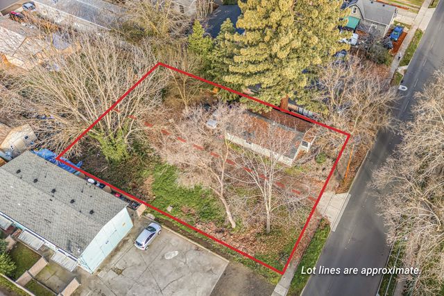 108 Cottage Street, Medford, OR 97504