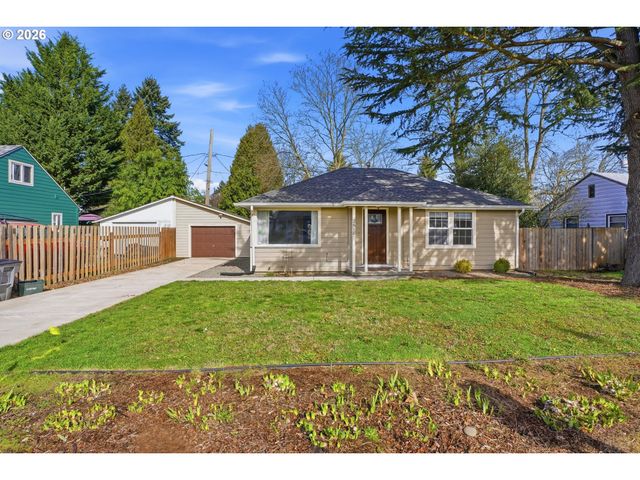 2618 E 26TH St, Vancouver, WA 98661