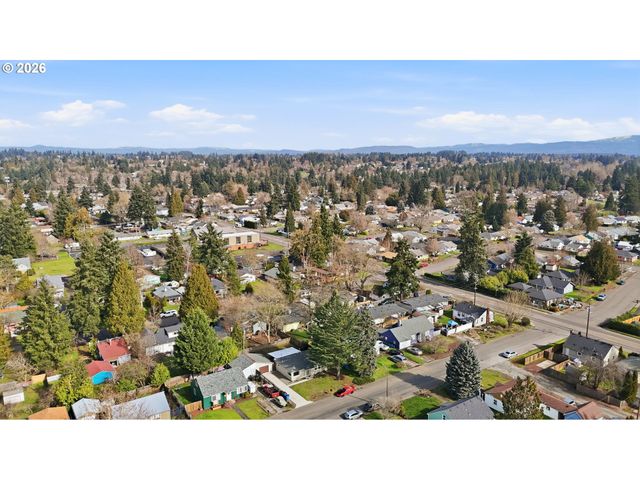2618 E 26TH St, Vancouver, WA 98661