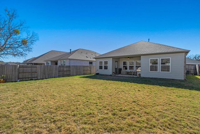 210 Grand Teton DR, Kyle, TX 78640