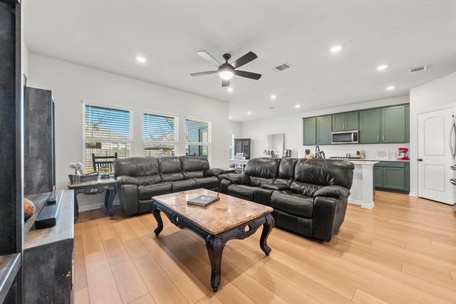 210 Grand Teton DR, Kyle, TX 78640