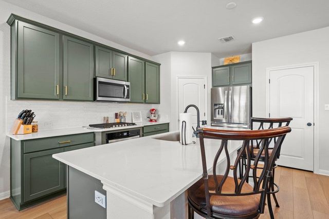 210 Grand Teton DR, Kyle, TX 78640