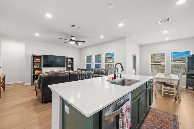 210 Grand Teton DR, Kyle, TX 78640