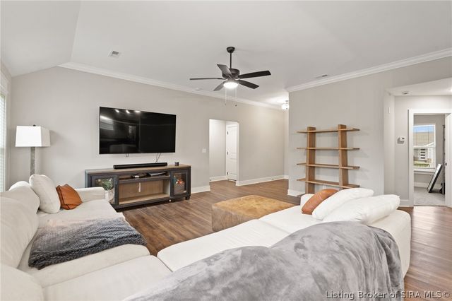 1220 Blackstone Trail, Jeffersonville, IN 47130