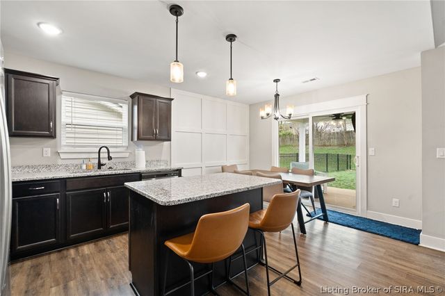 1220 Blackstone Trail, Jeffersonville, IN 47130