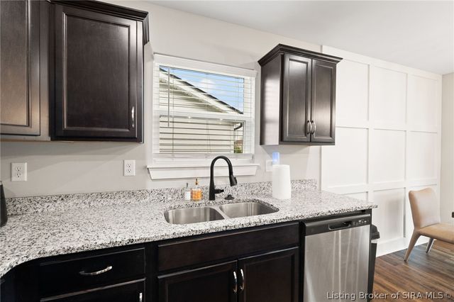 1220 Blackstone Trail, Jeffersonville, IN 47130