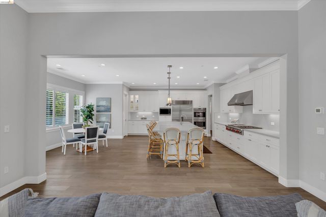 309 Wingfield Ct, Danville, CA 94526