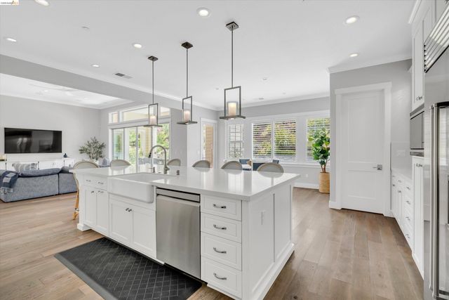 309 Wingfield Ct, Danville, CA 94526