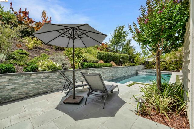 309 Wingfield Ct, Danville, CA 94526