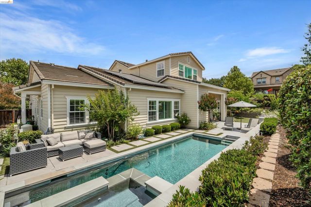 309 Wingfield Ct, Danville, CA 94526