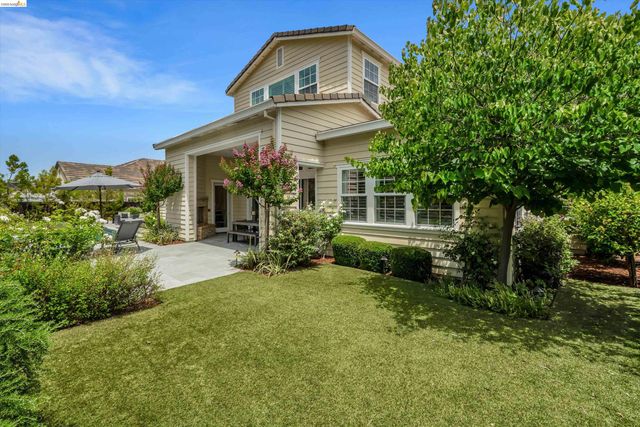 309 Wingfield Ct, Danville, CA 94526