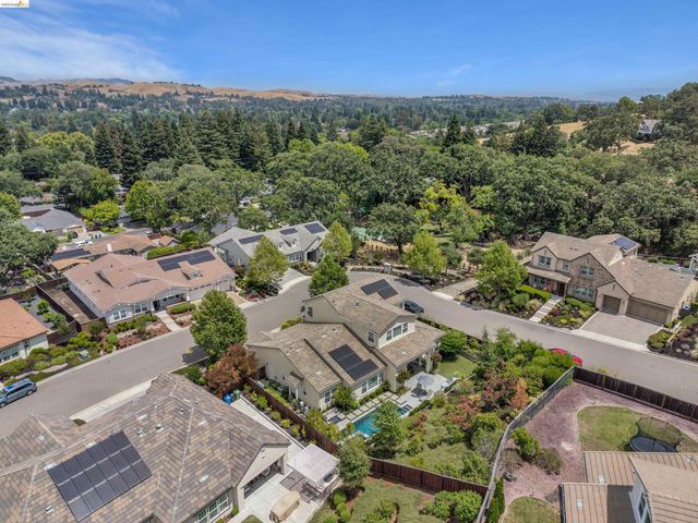 309 Wingfield Ct, Danville, CA 94526