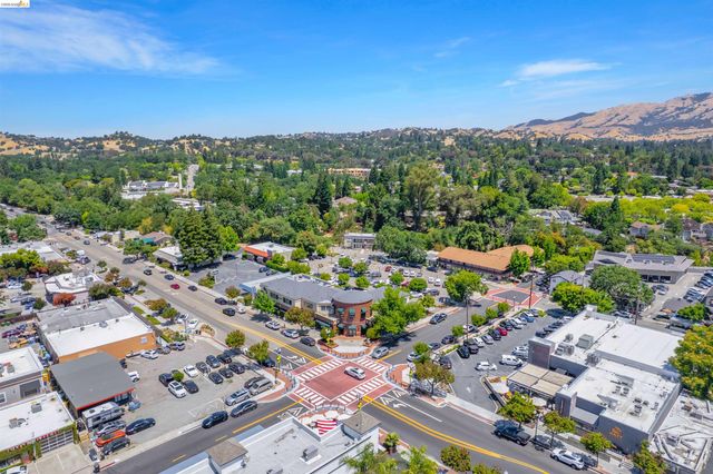 309 Wingfield Ct, Danville, CA 94526