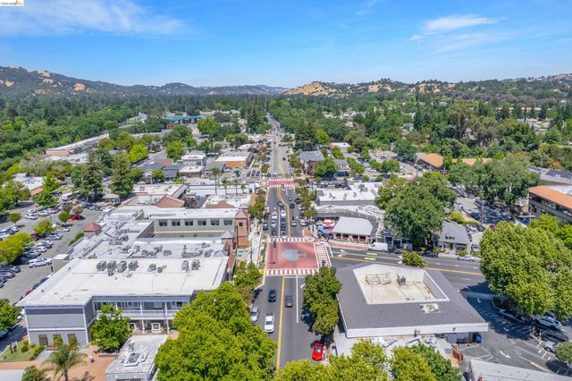 309 Wingfield Ct, Danville, CA 94526