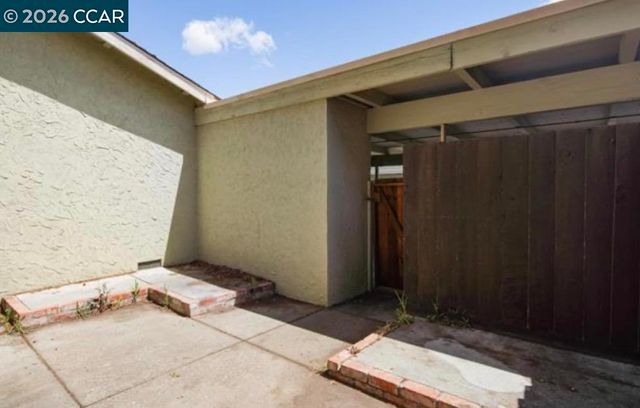 58 Meadowbrook Ave, Pittsburg, CA 94565