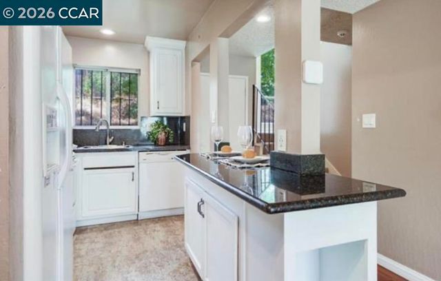 58 Meadowbrook Ave, Pittsburg, CA 94565