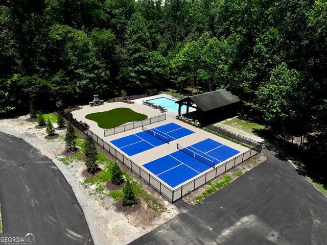 136 Red Oak Trail, East Ellijay, GA 30540