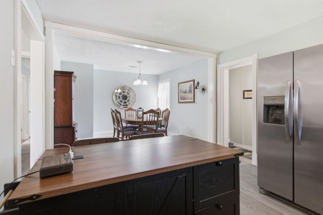 15504 Brandon Dr., Biloxi, MS 39532