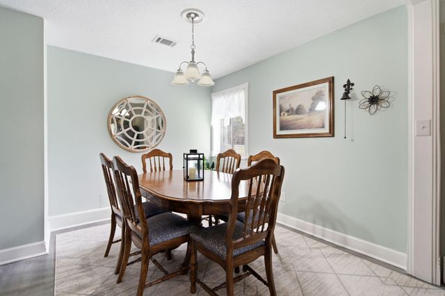 15504 Brandon Dr., Biloxi, MS 39532
