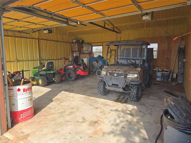 11362 E Highway 82, Whitesboro, TX 76273