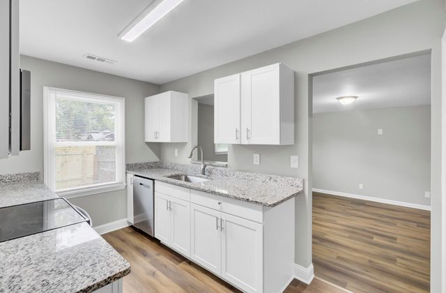 5821 Robinhood Drive, Hanahan, SC 29410