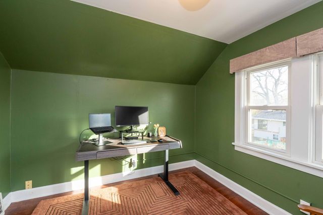 763 Mcknight Road S, Saint Paul, MN 55119