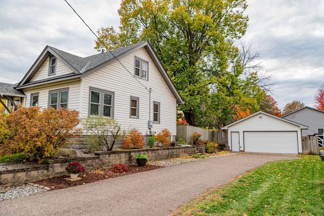 763 Mcknight Road S, Saint Paul, MN 55119