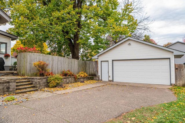 763 Mcknight Road S, Saint Paul, MN 55119