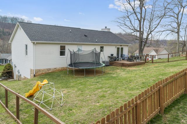 3833 Belmont CT, Roanoke, VA 24012