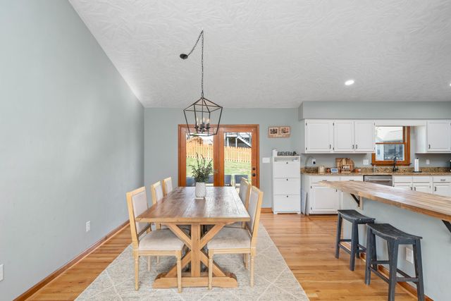 3833 Belmont CT, Roanoke, VA 24012