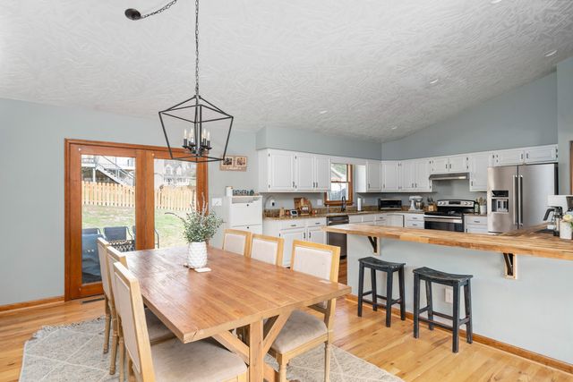 3833 Belmont CT, Roanoke, VA 24012