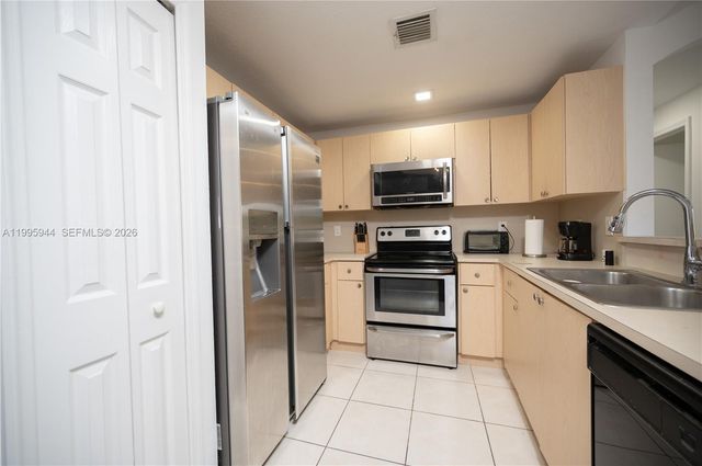 6420 NW 114th Ave 1332, Doral, FL 33178